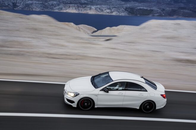 Štvordverové kupé CLA 45 AMG vyniká dizajnom i výkonom