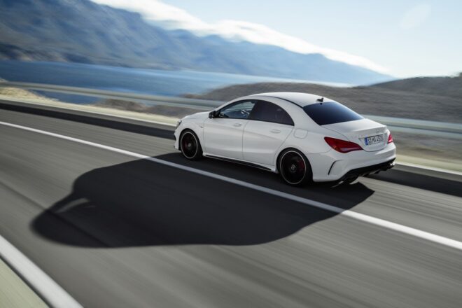 Štvordverové kupé CLA 45 AMG vyniká dizajnom i výkonom