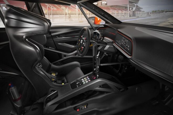 SEAT Leon Cup Racer a Ibiza SC Trophy
