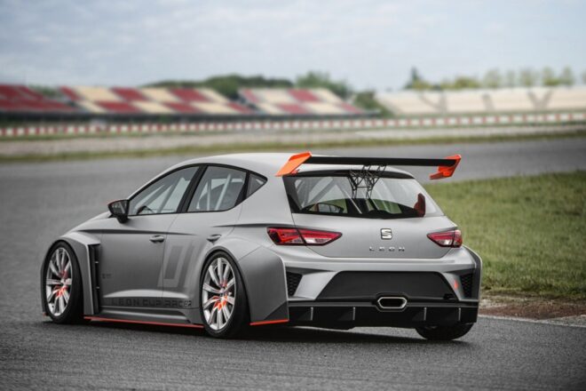SEAT Leon Cup Racer a Ibiza SC Trophy
