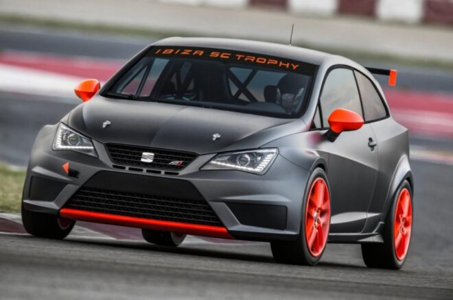 SEAT Leon Cup Racer a Ibiza SC Trophy