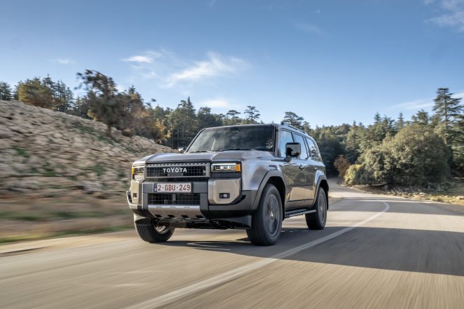 Toyota Land Cruiser Hybrid 48V - elektrifikovaný pohon (mild hybrid) pre legendárny off road značky Toyota