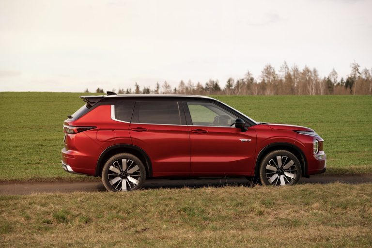Nový Mitsubishi Outlander PHEV