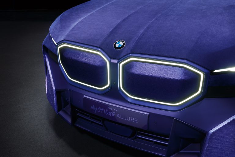 P90549097_highRes_the-bmw-xm-mystique-