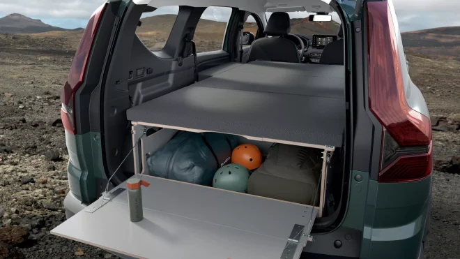 RENAULT a DACIA sa zúčastňujú výstavy VANLIFE EXPO