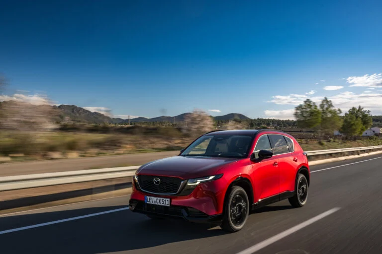 Nová Mazda CX-5 príde do Európy v decembri 2025 s motorom 2.5 e-Skyactiv G