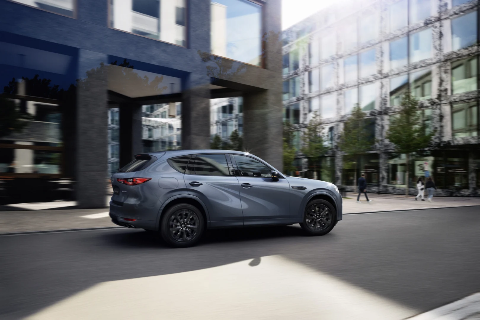 Mazda CX-60 a CX-80 pre rok 2026 dostanú nové bezpečnostné funkcie aj úpravy dizajnu