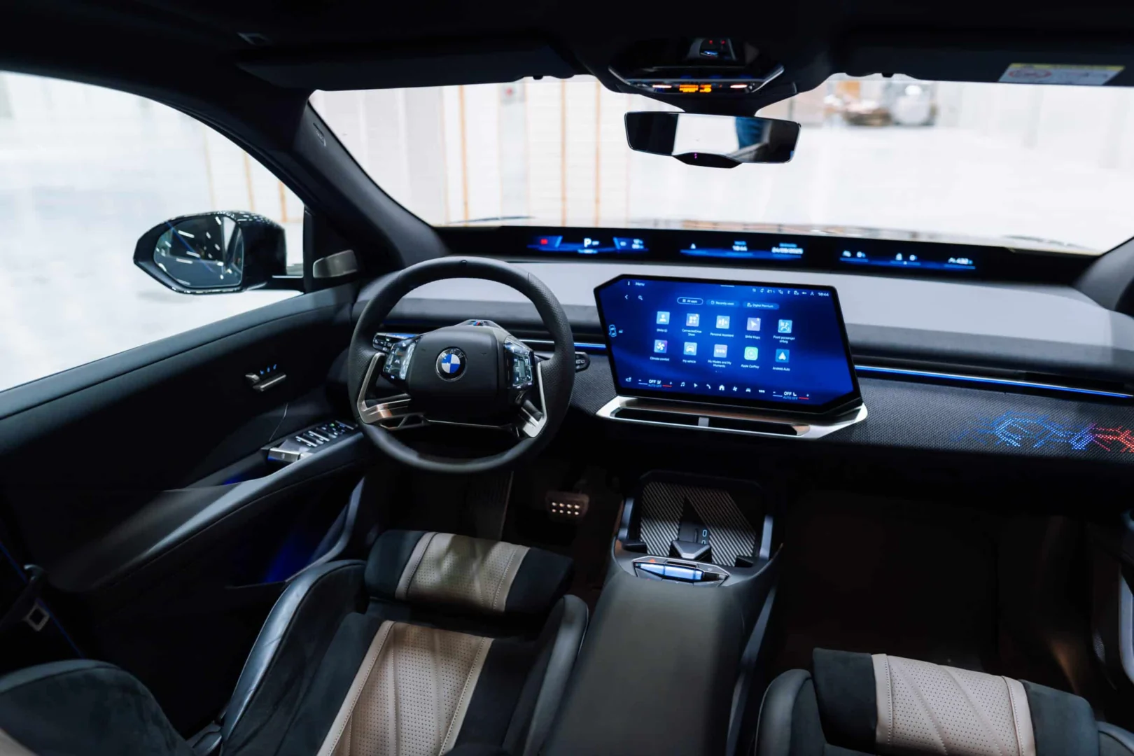P90619347_highRes_bmw-ix3-in-slovakia-