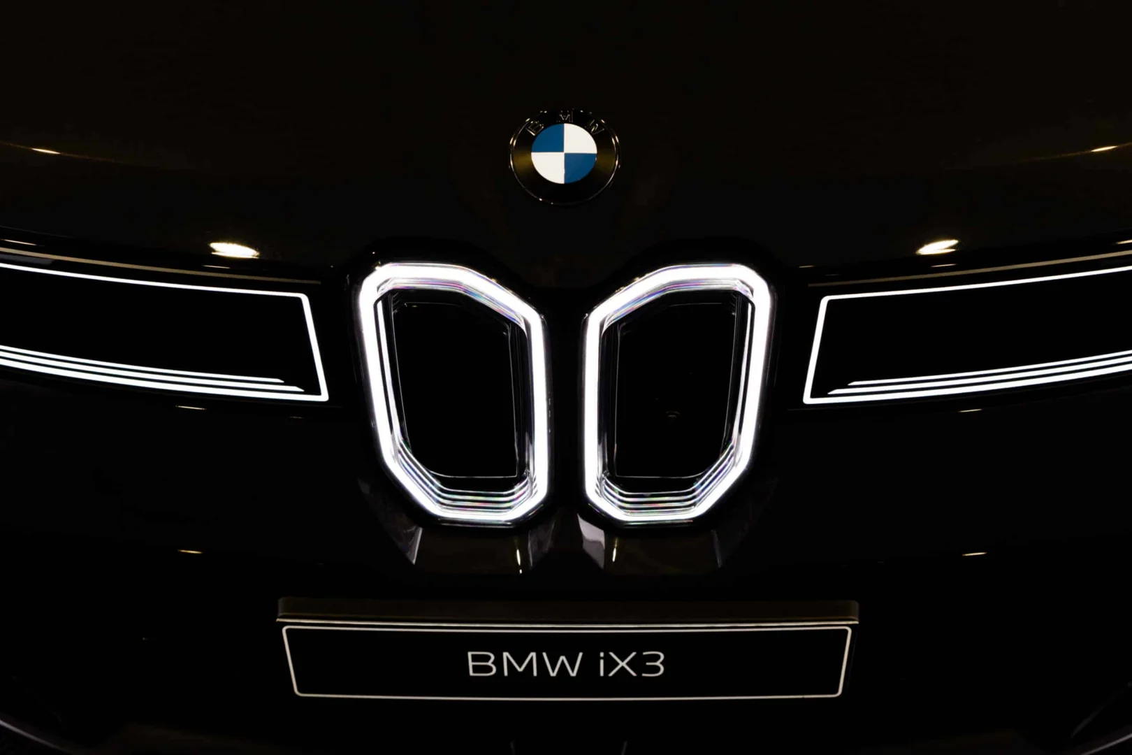 P90620007_highRes_bmw-ix3-in-slovakia-