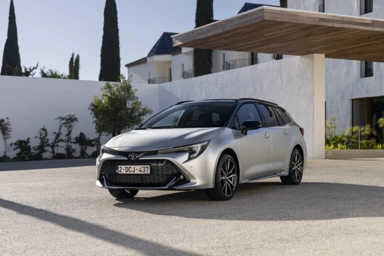 2023_-_COROLLA_TOURING_SPORTS_DPL-01