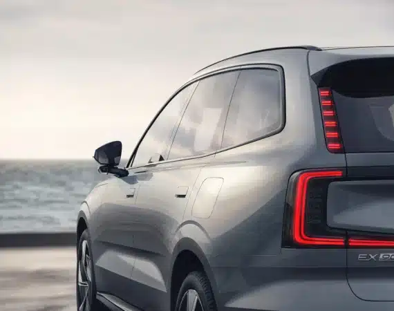 Volvo EX90 získalo v testoch bezpečnosti Euro NCAP päť hviezdičiek