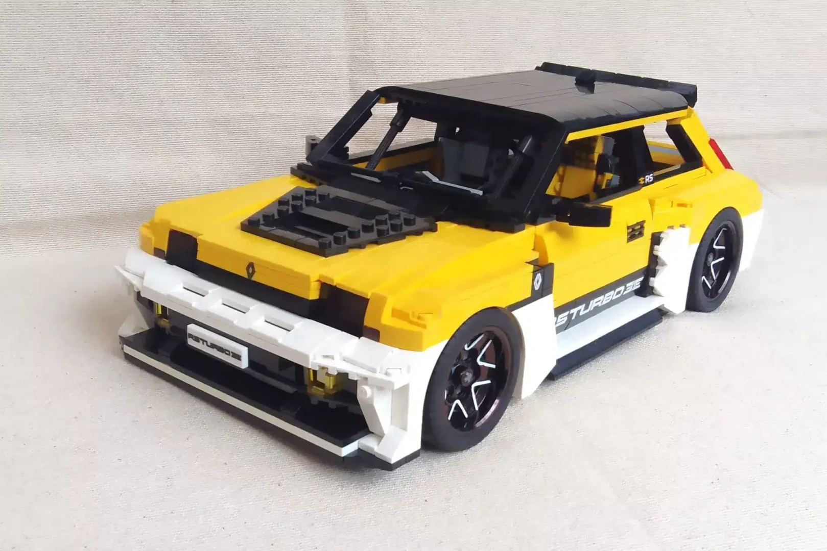 LEGO Renault 5 Turbo 3E