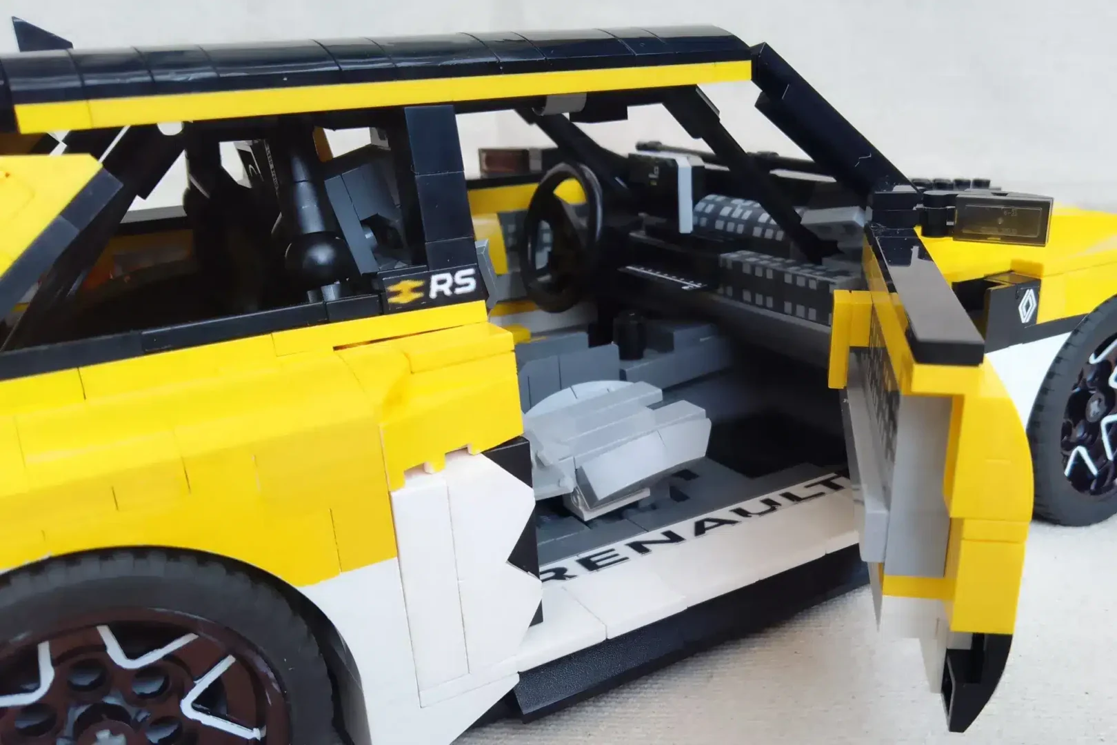 LEGO Renault 5 Turbo 3E