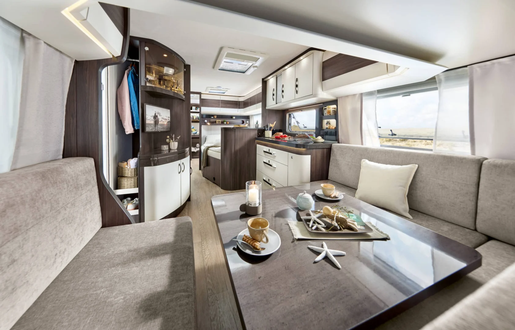Hobby PRESTIGE karavan 2027: Nový dizajn interiéru a prepracovaný nábytok