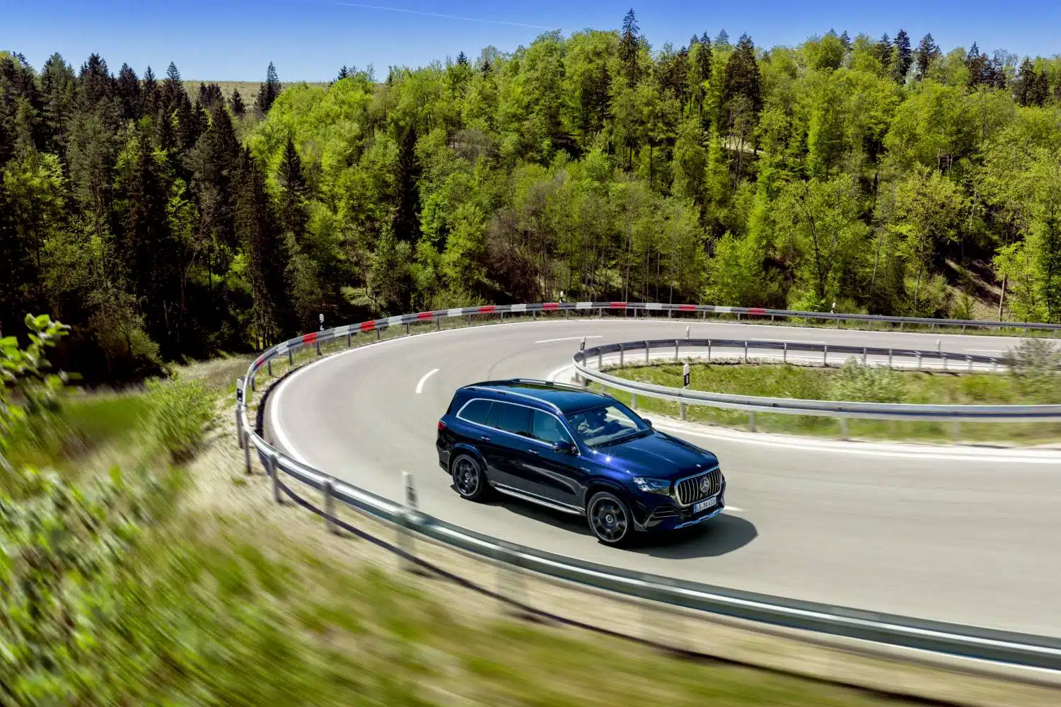 V8 power at its finest: The new Mercedes-AMG GLE 63 S 4MATIC+ and Mercedes‑AMG GLS 63 4MATIC+