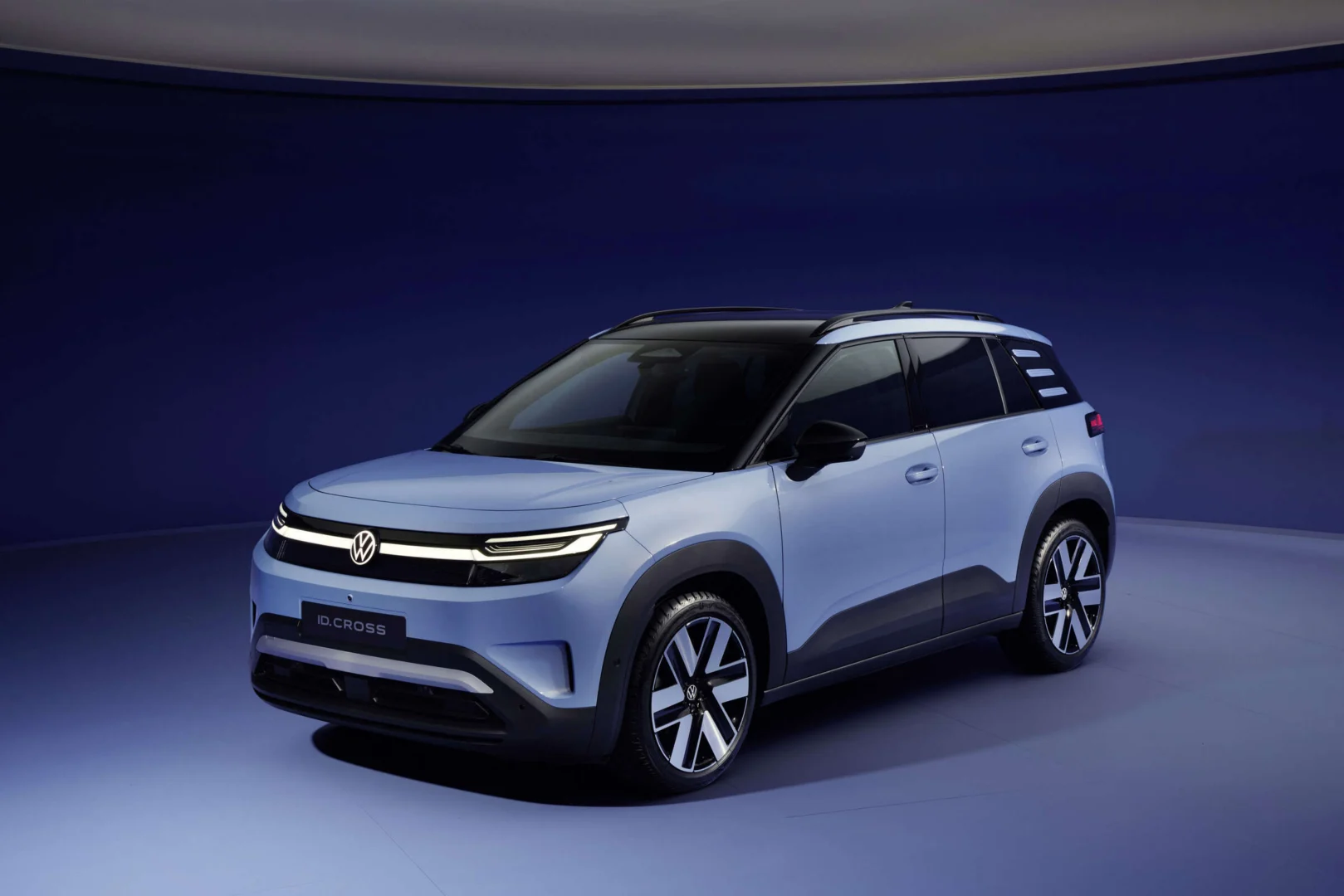 The all-new electric ID. Cross