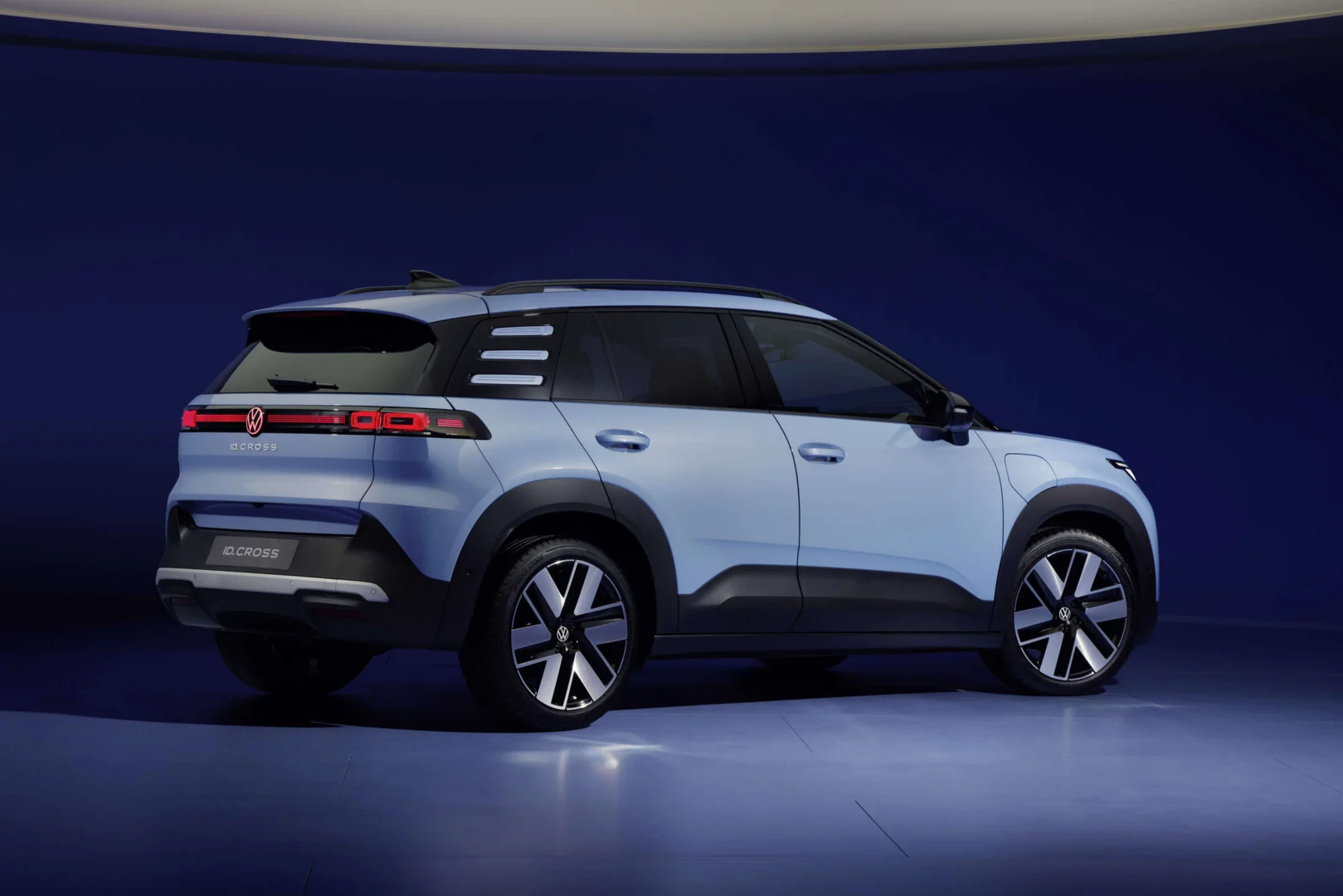 The all-new electric ID. Cross