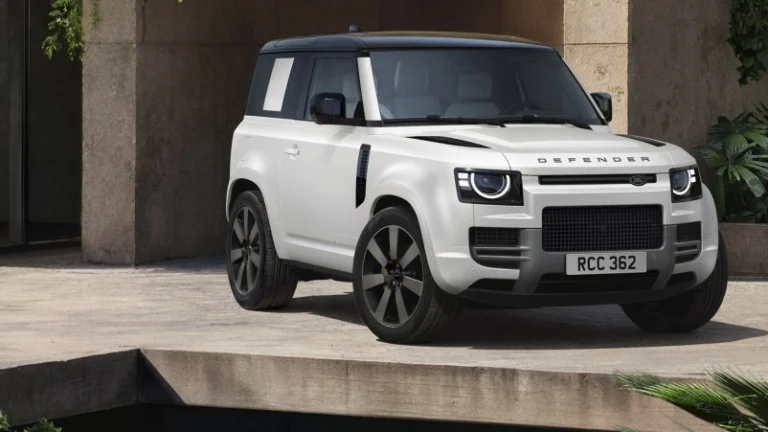 TOUGH LUXURY: Nový Land Rover Defender Vertex prináša vylepšený dizajn a nové príslušenstvo