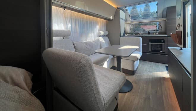 Nová Adria Alpina 2027: Prepracovaný karavan s moderným dizajnom a lepším komfortom