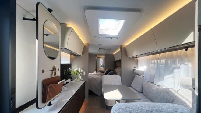 Nová Adria Alpina 2027: Prepracovaný karavan s moderným dizajnom a lepším komfortom