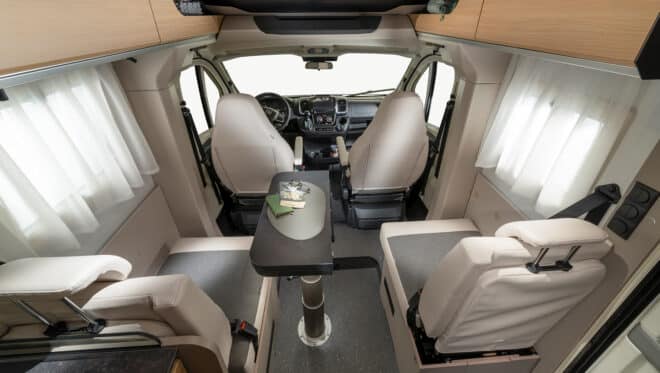 Nový Adria Compact 2027: Kompaktný obytný automobil so zlepšeným dizajnom a technológiami