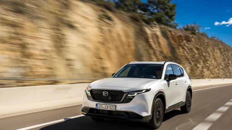 Mazda CX-5 získala najvyššie ocenenie IIHS TOP SAFETY PICK+ pre rok 2026
