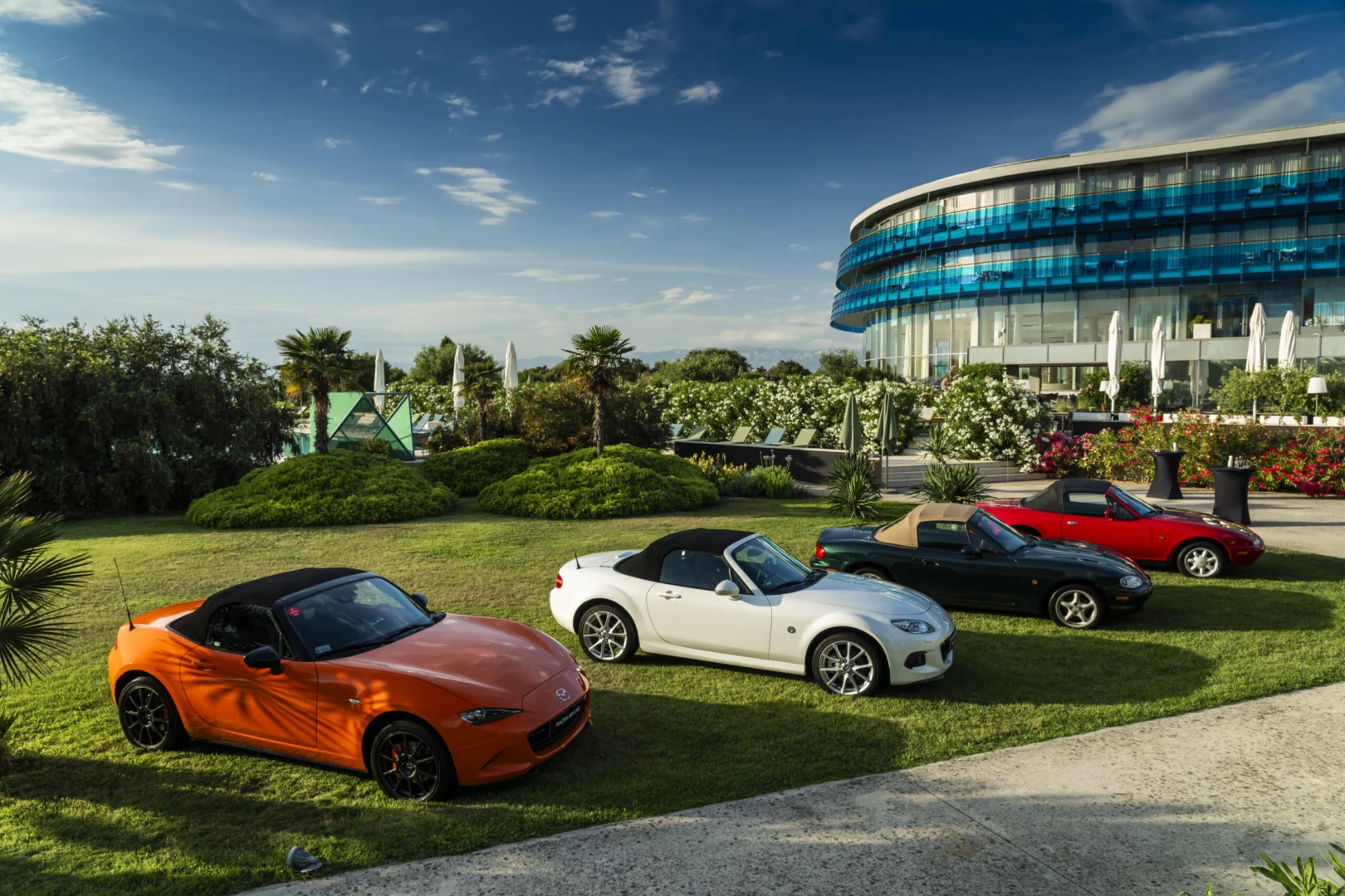 Mazda MX-5 pre modelový rok 2027 vylepšuje osvedčený recept bez veľkej zmeny