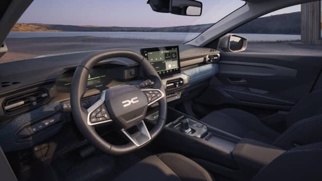 Dacia Striker Hybrid 155