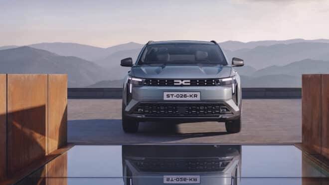 Dacia Striker Hybrid 155