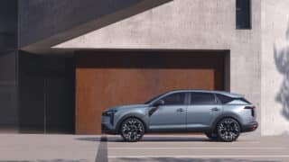 Dacia Striker Hybrid 155