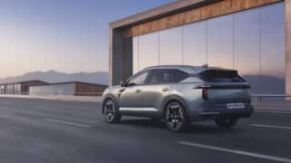Dacia Striker Hybrid 155
