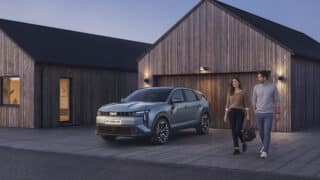 Dacia Striker Hybrid 155