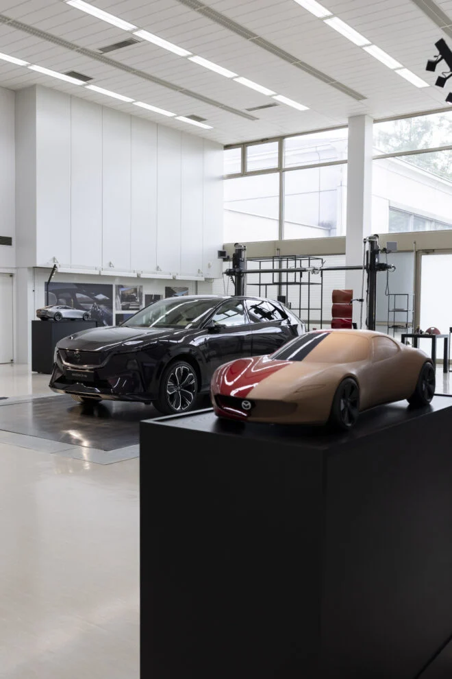 Mazda CX-6e ukazuje, ako vzniká dizajn elektromobilu