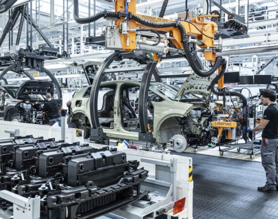 Audi začína vyrábať A2 e-tron v Ingolstadte, výrobu zrýchlila o 21 mesiacov