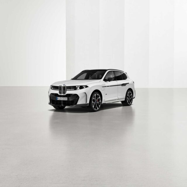 BMW X5 a prvý BMW iX5 dostávajú M Performance diely aj nové praktické doplnky
