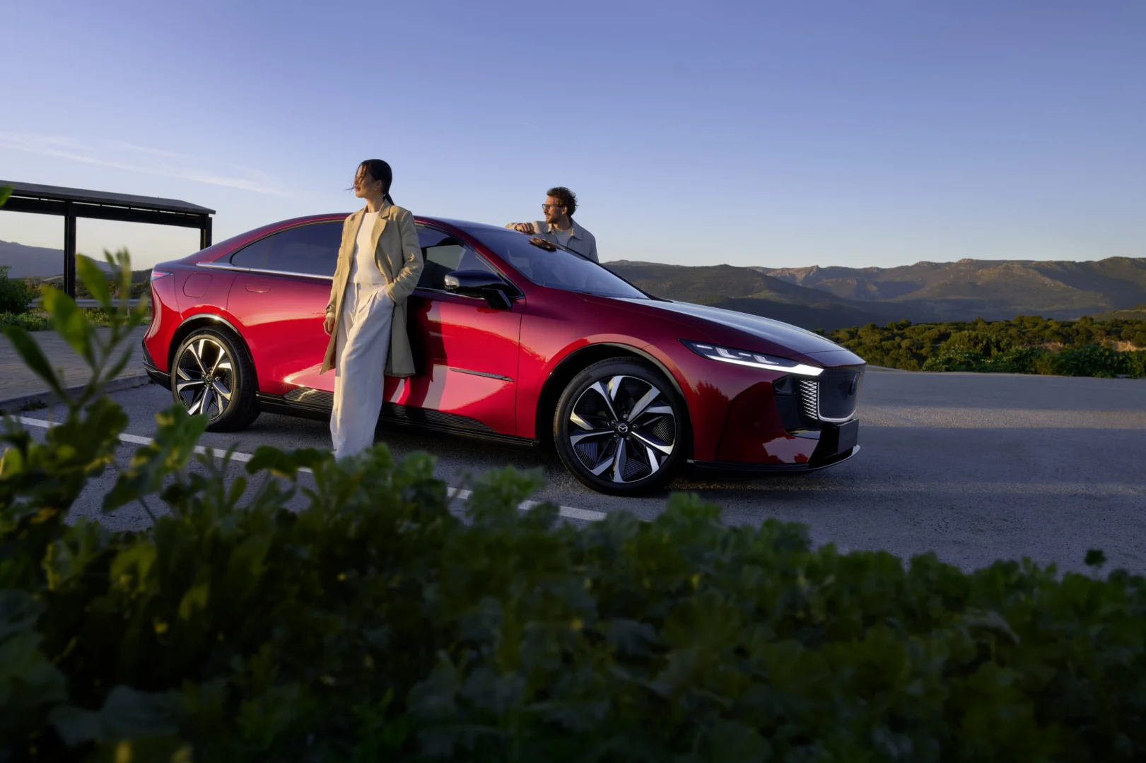 Mazda 6e pre modelový rok 2027 dostane 78 kWh batériu, dojazd 560 km a nové verzie