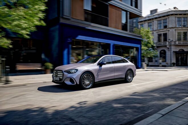 Mercedes-Benz rozširuje elektrickú Triedu C o model C 300 4MATIC s dojazdom až 690 km 3 Mercedes-Benz rozširuje elektrickú Triedu C o model C 300 4MATIC s dojazdom až 690 km