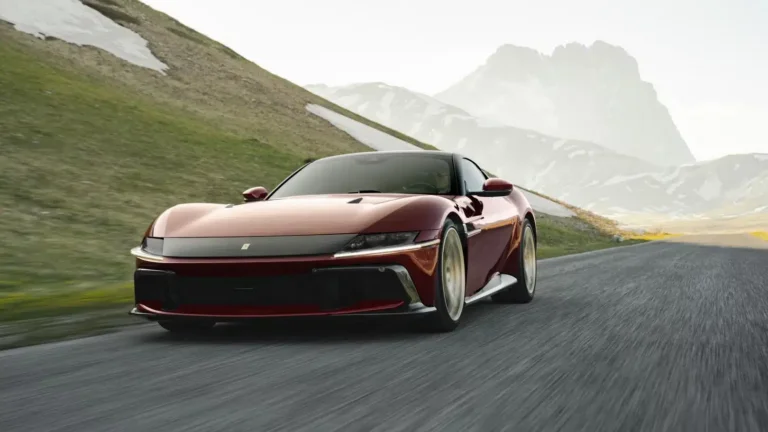 Ferrari 12Cilindri Manuale prináša manuálne radenie s novým systémom By-Wire