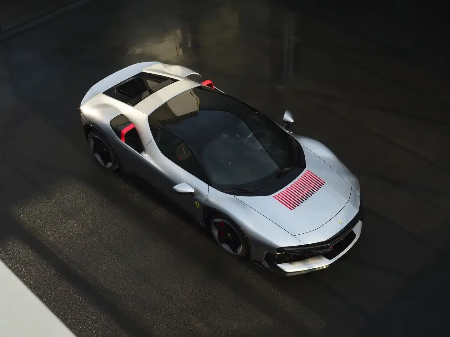Ferrari CZ26 je jedinečný model pre amerického klienta a technicky vychádza zo SF90 Stradale