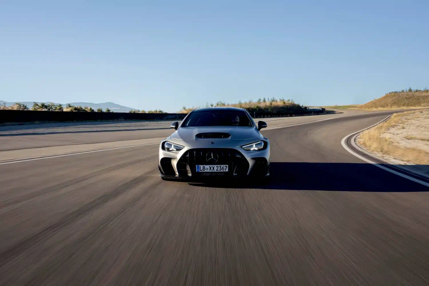 Mercedes-AMG CLE 646: limitované kupé s 646 koňmi a pohonom zadných kolies