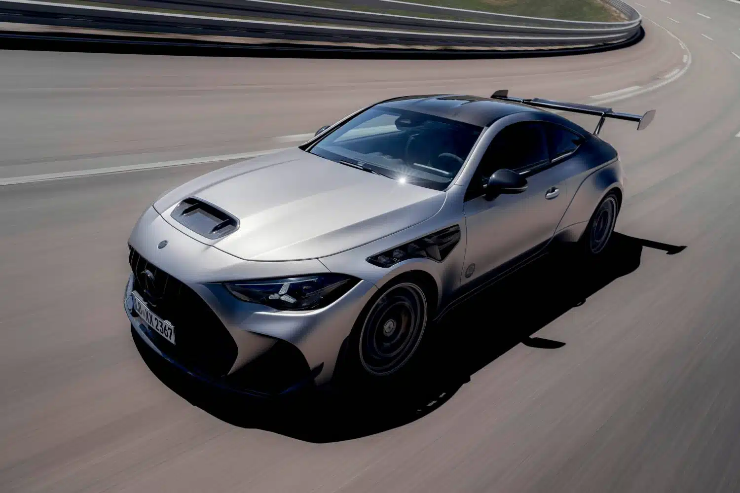 Mercedes-AMG CLE 646: limitované kupé s 646 koňmi a pohonom zadných kolies