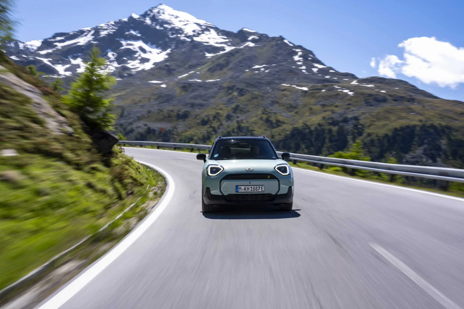MINI Aceman SE: elektrický crossover s dojazdom až 405 kilometrov podľa WLTP