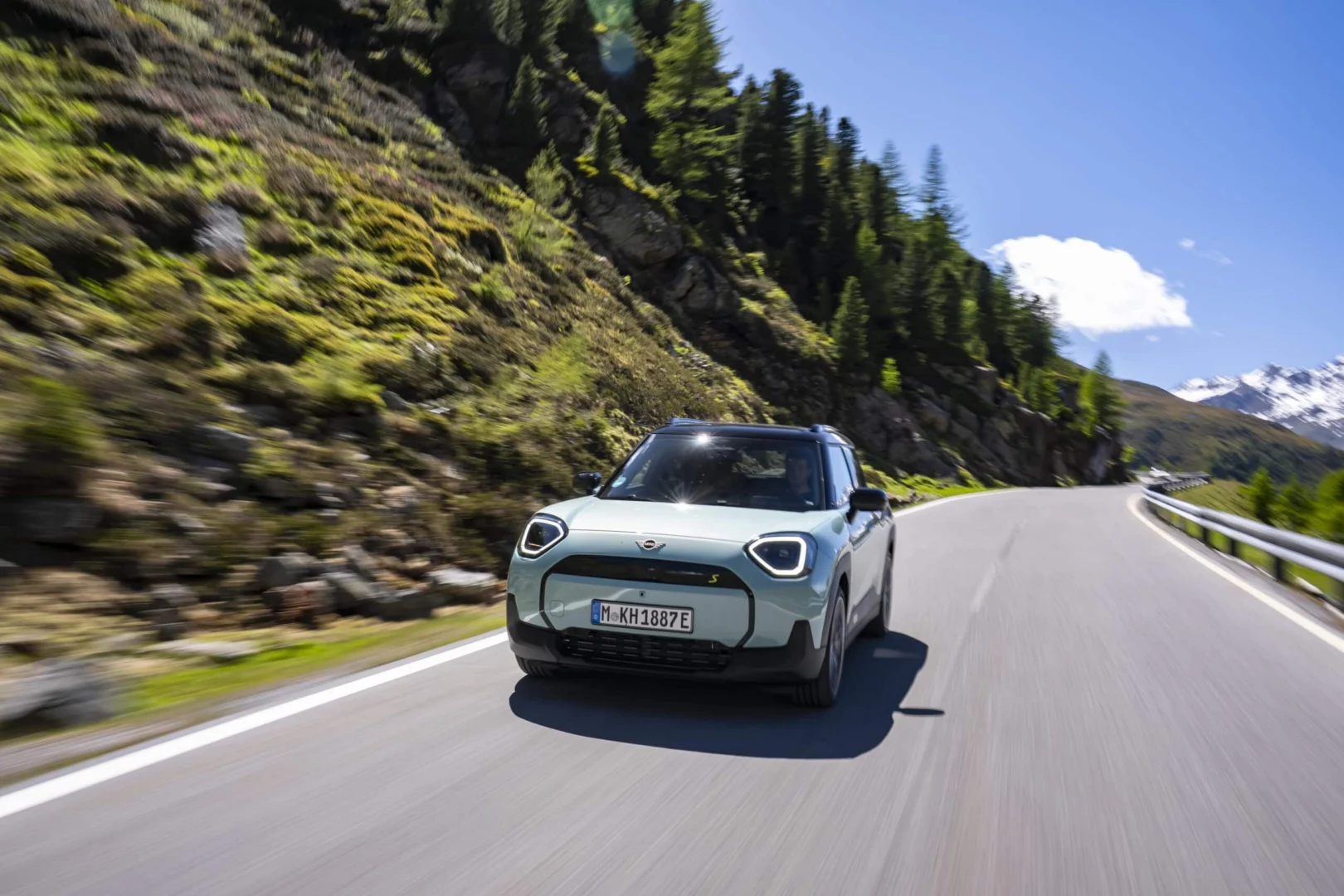 MINI Aceman SE: elektrický crossover s dojazdom až 405 kilometrov podľa WLTP