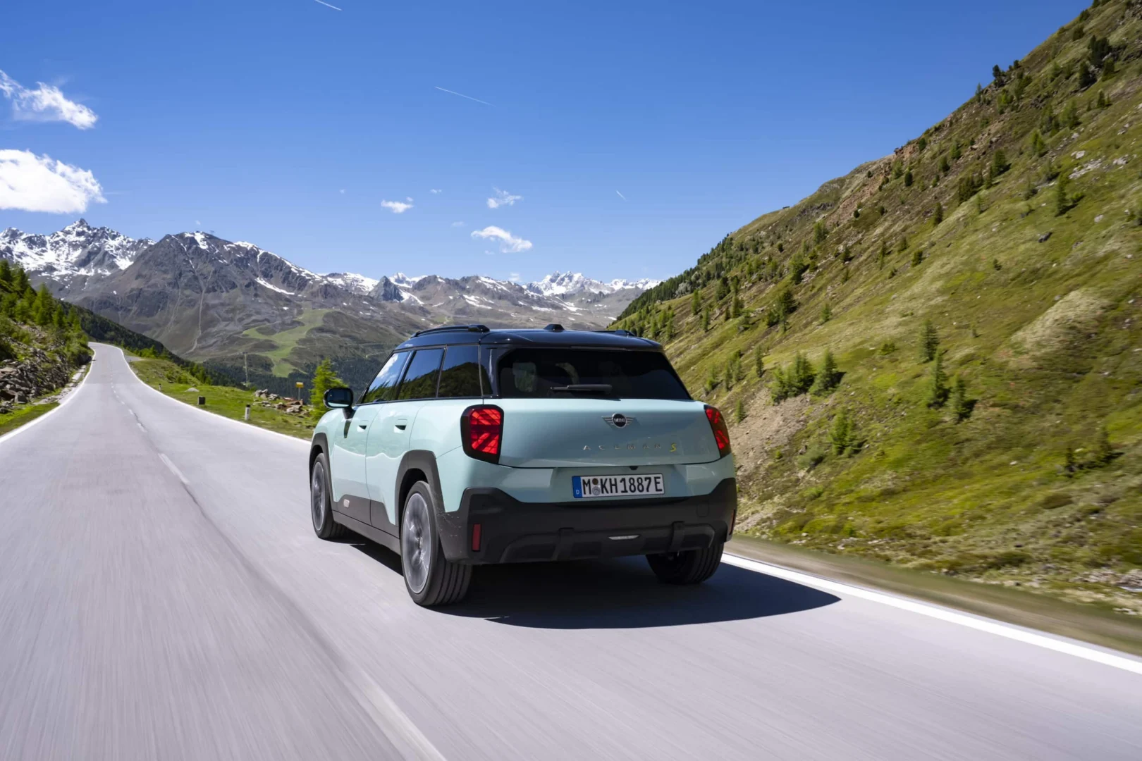 MINI Aceman SE: elektrický crossover s dojazdom až 405 kilometrov podľa WLTP