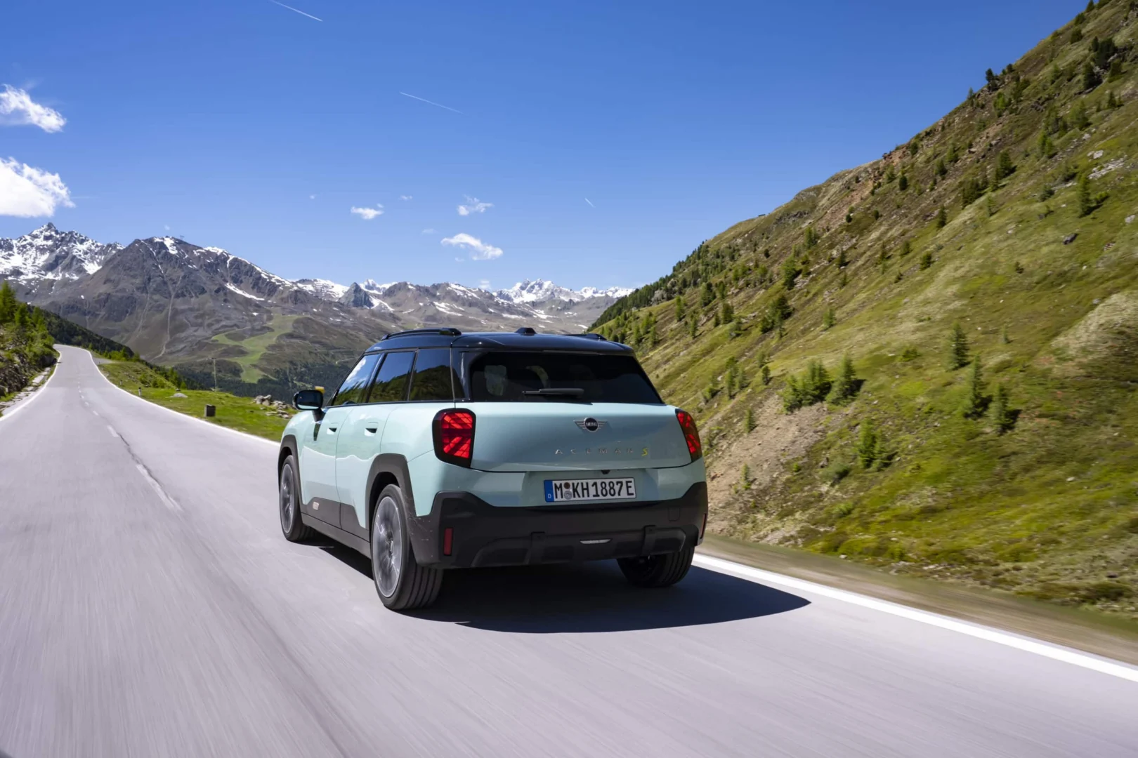 MINI Aceman SE: elektrický crossover s dojazdom až 405 kilometrov podľa WLTP