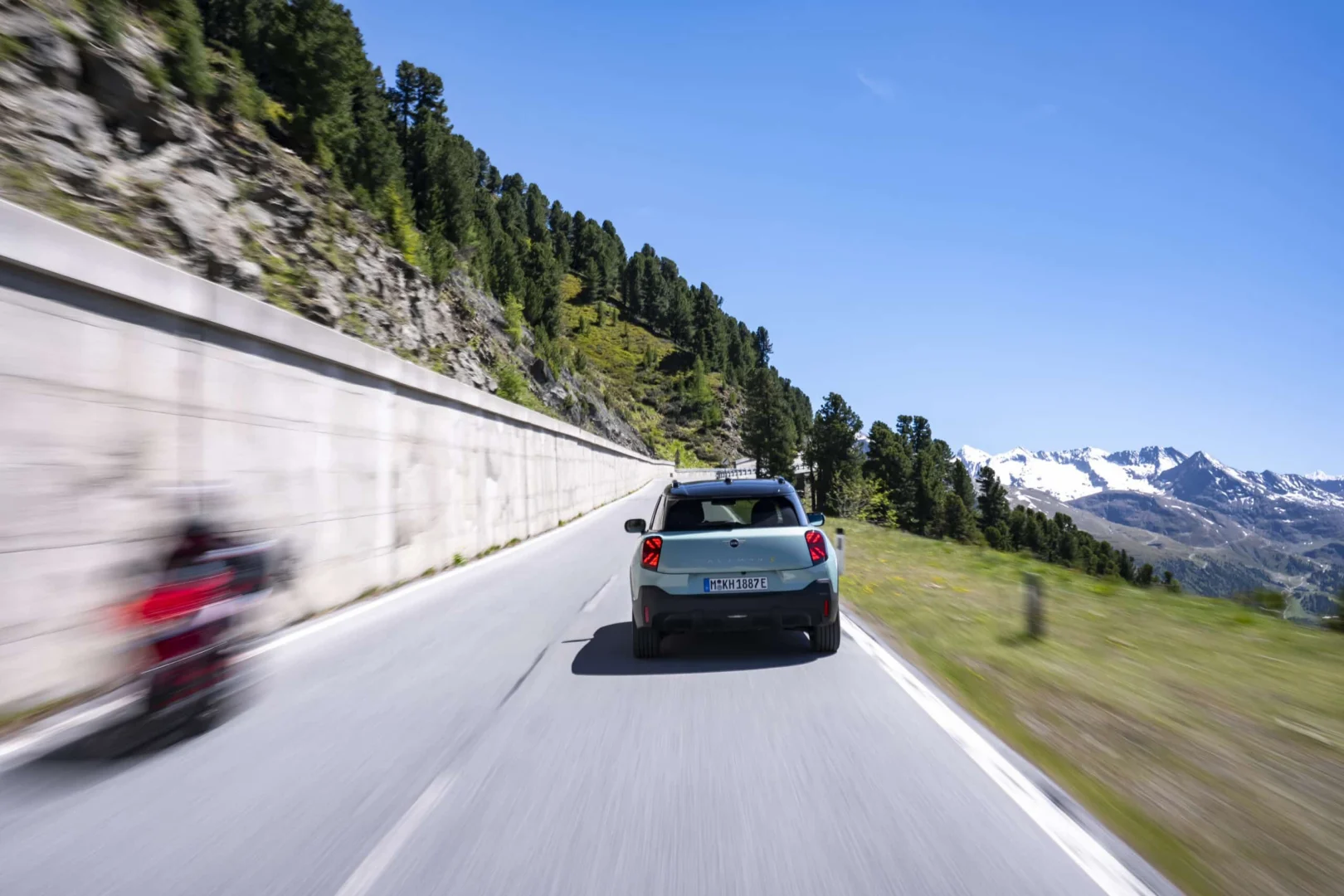 MINI Aceman SE: elektrický crossover s dojazdom až 405 kilometrov podľa WLTP