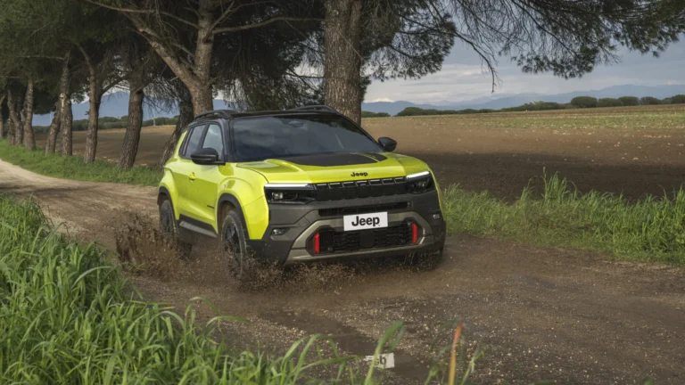 Nový Jeep Avenger prichádza s novým turbo benzínom a výbavou 4xe 3 Nový Jeep Avenger prichádza s novým turbo benzínom a výbavou 4xe
