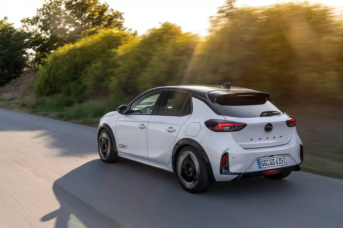 Nový Opel Corsa GSE prináša 207 kW a špecifický športový dizajn
