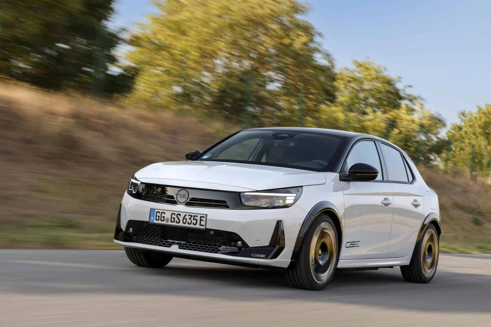Nový Opel Corsa GSE prináša 207 kW a špecifický športový dizajn