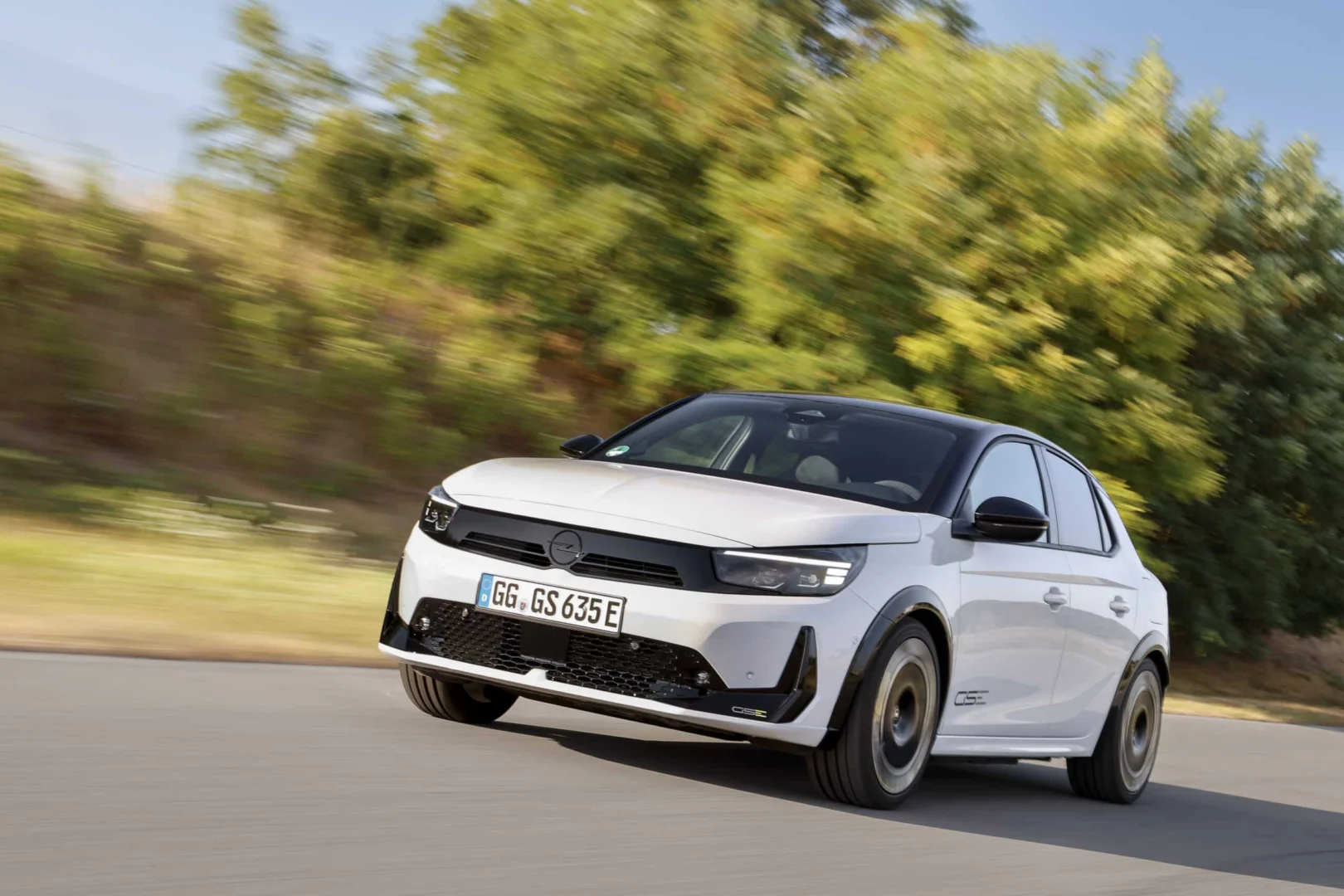 Nový Opel Corsa GSE prináša 207 kW a špecifický športový dizajn